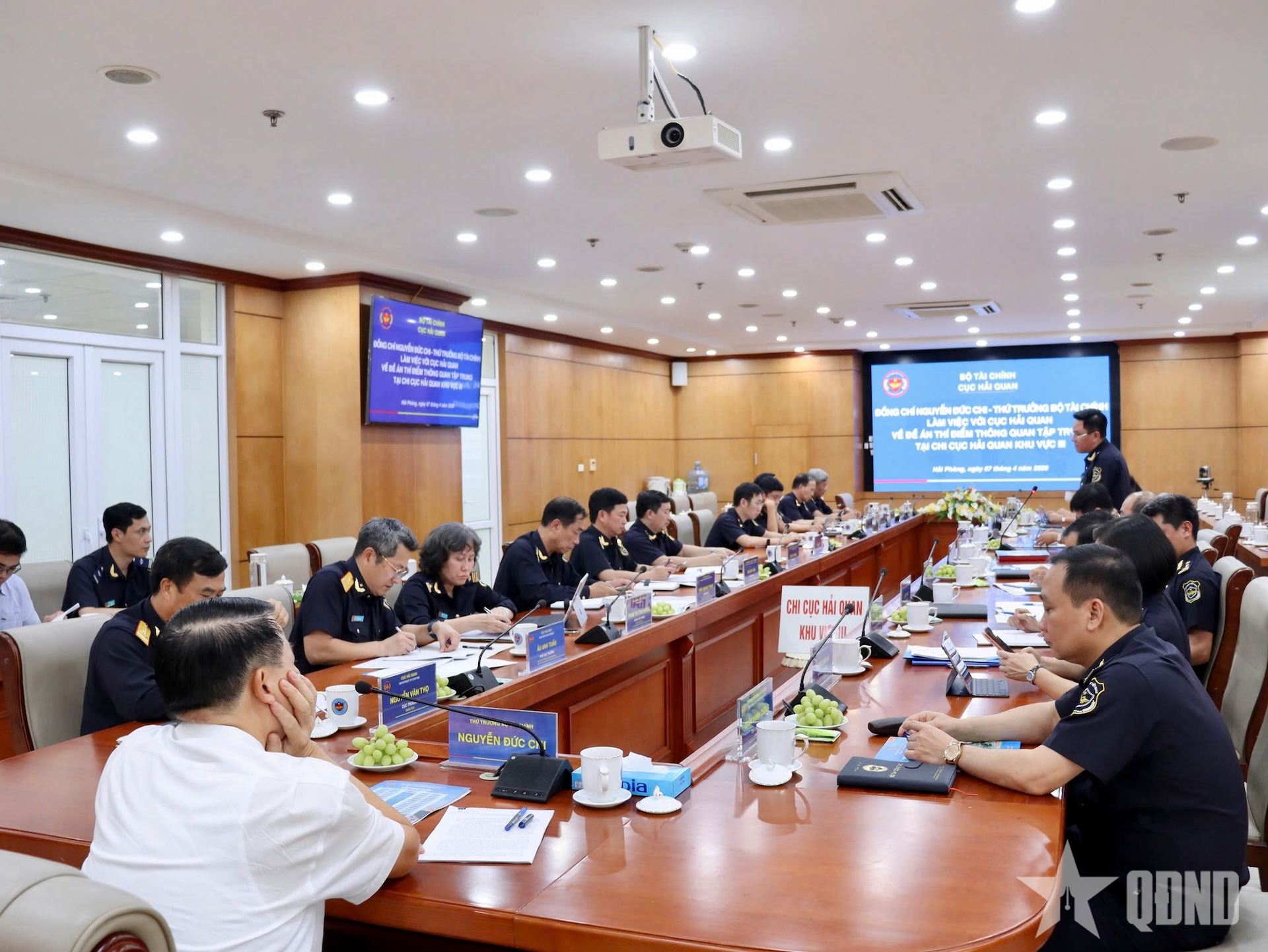 Thí điểm thủ tục hải quan theo mô hình thông quan tập trung từ ngày 1-6